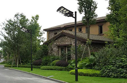 Remote Control Solar Garden Lights Creates a Green, Comfortable Outdoor Space